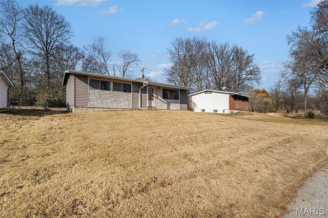 10515 Alliance Drive, Dellwood, MO 63136