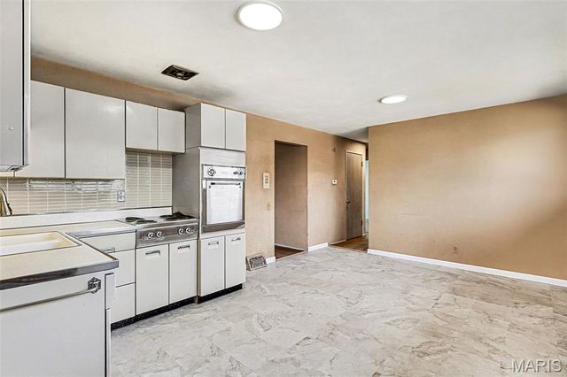 10515 Alliance Drive, Dellwood, MO 63136