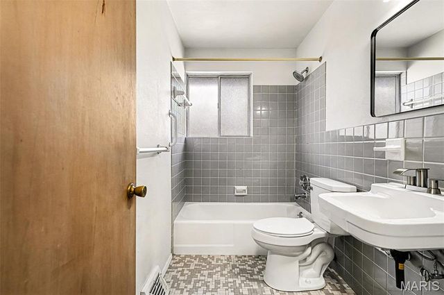 10515 Alliance Drive, Dellwood, MO 63136