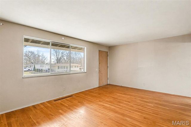 10515 Alliance Drive, Dellwood, MO 63136