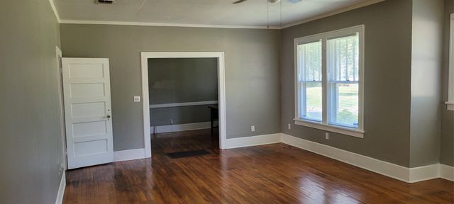 902 Anniston Avenue, Shreveport, LA 71105