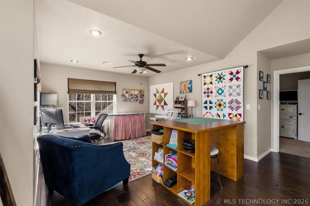 2713 Redbud Lane, Kingston, OK 73439