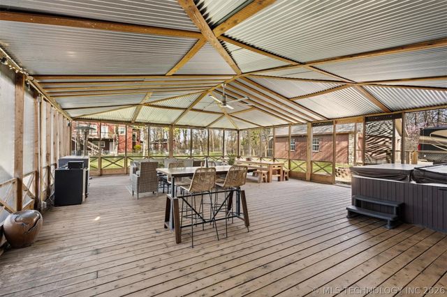 2713 Redbud Lane, Kingston, OK 73439