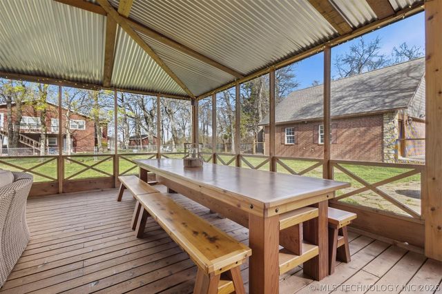 2713 Redbud Lane, Kingston, OK 73439