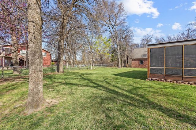 2713 Redbud Lane, Kingston, OK 73439