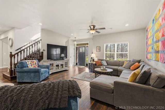 2713 Redbud Lane, Kingston, OK 73439