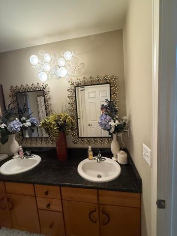 14236 Breakfast Drive, Redford Charter Twp, MI 48239