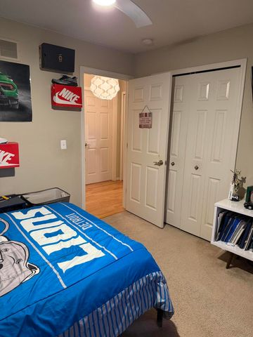 14236 Breakfast Drive, Redford Charter Twp, MI 48239