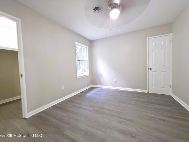 1703 State Street, Biloxi, MS 39531