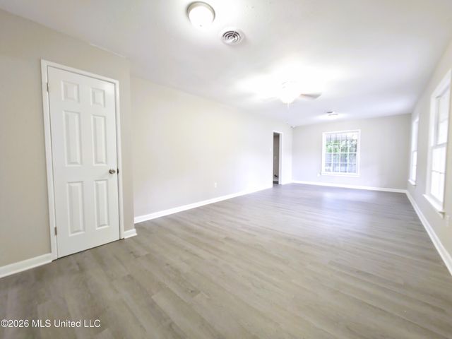 1703 State Street, Biloxi, MS 39531
