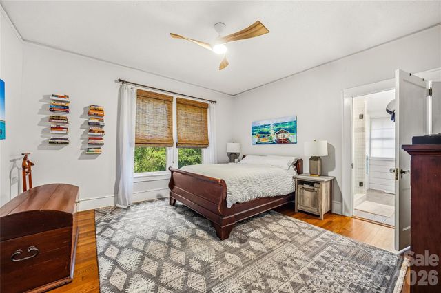 1620 Norwood Place, Hendersonville, NC 28791