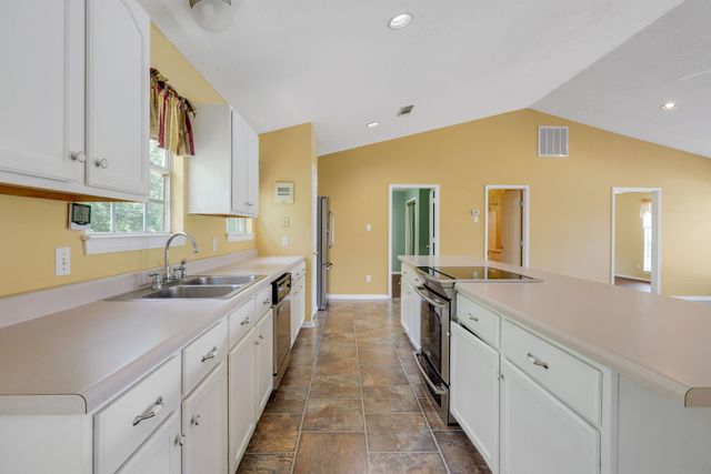 360 Holiday Lane, Coldspring, TX 77331