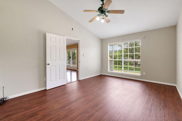 360 Holiday Lane, Coldspring, TX 77331