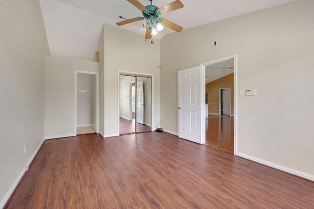 360 Holiday Lane, Coldspring, TX 77331