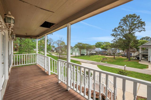 360 Holiday Lane, Coldspring, TX 77331