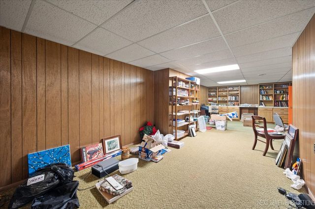 2350 Tanglewood Court, Aurora, IL 60506