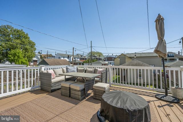 2116 NOBLE ST, Reading, PA 19609