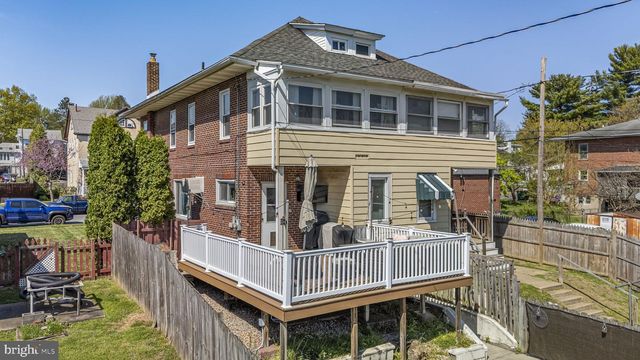 2116 NOBLE ST, Reading, PA 19609