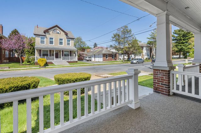 2116 NOBLE ST, Reading, PA 19609