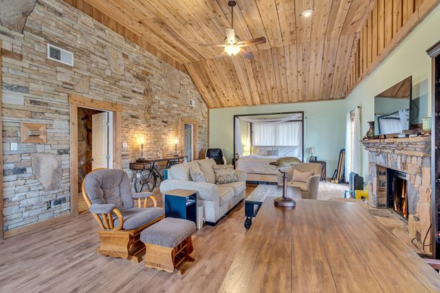 2313 Hickory Creek Road, Denton, TX 76210