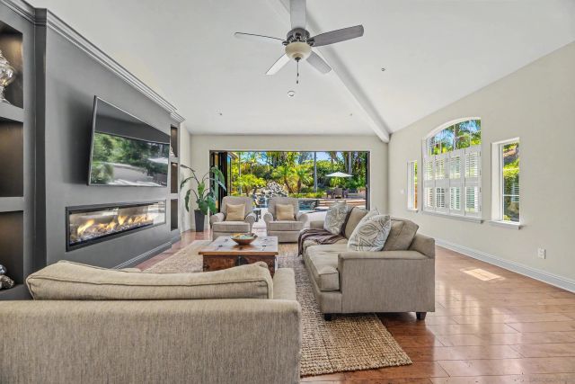 708 Vista Canyon, Vista, CA 92084