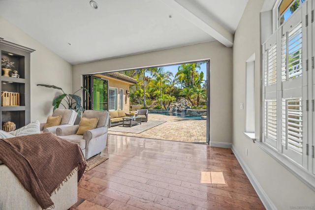 708 Vista Canyon, Vista, CA 92084
