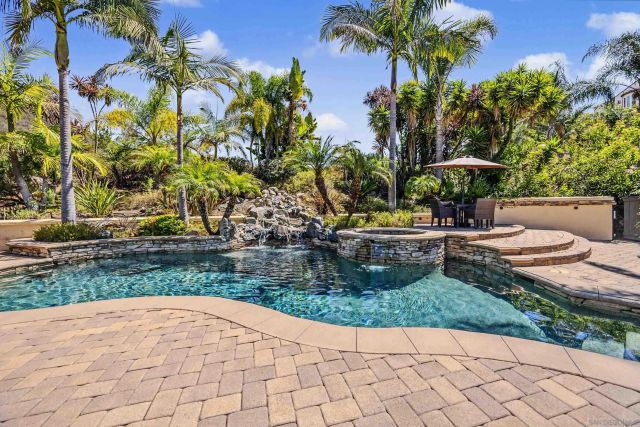 708 Vista Canyon, Vista, CA 92084