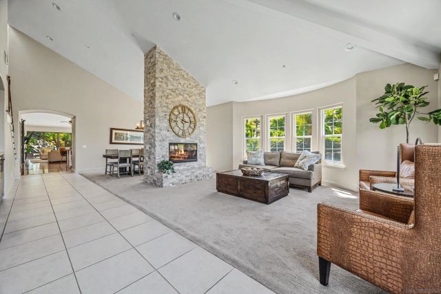 708 Vista Canyon, Vista, CA 92084
