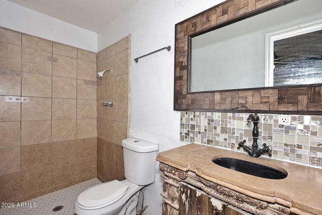 8806 N 30TH Avenue, Phoenix, AZ 85051