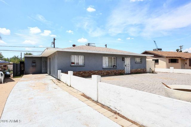 8806 N 30TH Avenue, Phoenix, AZ 85051
