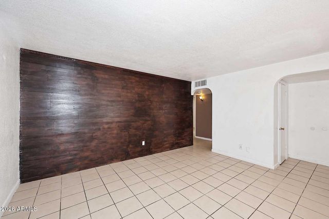 8806 N 30TH Avenue, Phoenix, AZ 85051
