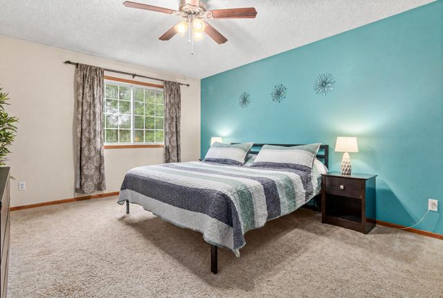 13582 Carmody Drive, Eden Prairie, MN 55344
