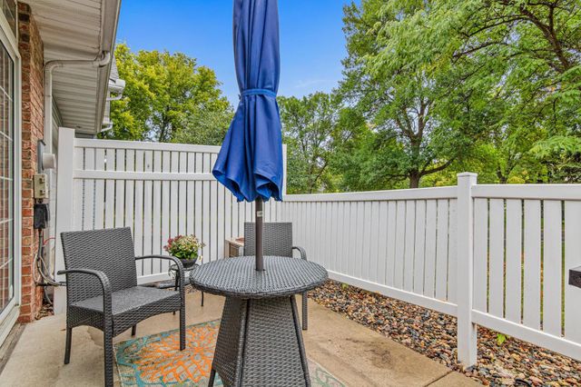 13582 Carmody Drive, Eden Prairie, MN 55344