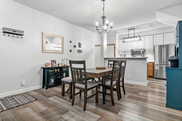 13582 Carmody Drive, Eden Prairie, MN 55344
