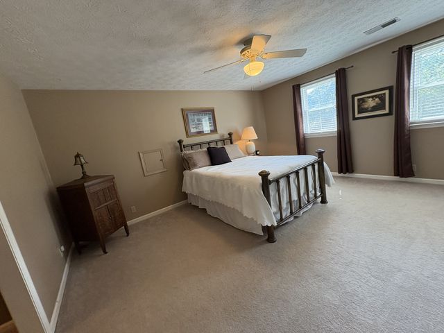 1616 Anderson Rd, Hendersonville, TN 37075