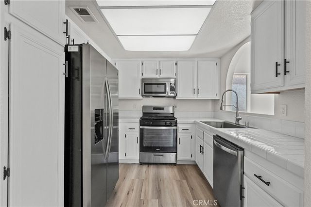 25146 H Steinbeck, Stevenson Ranch, CA 91381