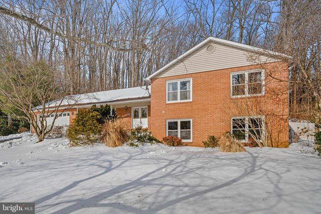 6102 GALLERY ST, Bowie, MD 20720