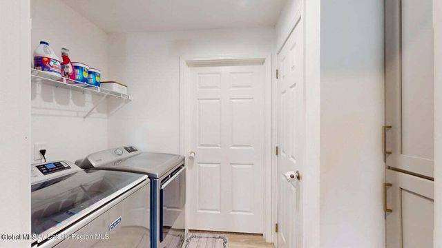 1608 Sleepy Hollow Road, Athens, NY 12015