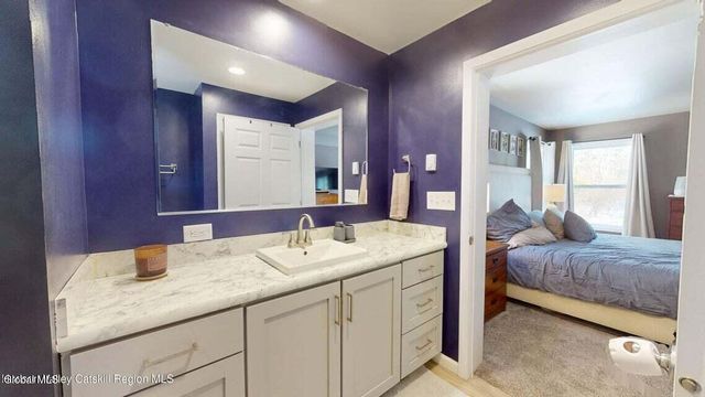 1608 Sleepy Hollow Road, Athens, NY 12015