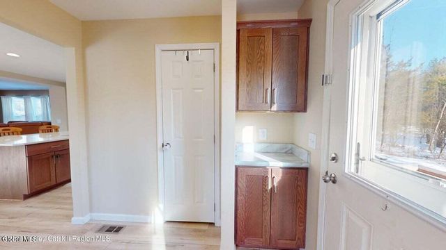 1608 Sleepy Hollow Road, Athens, NY 12015