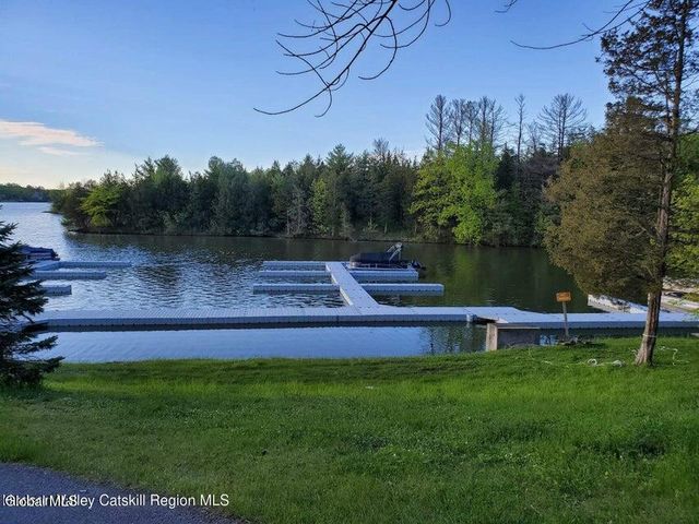 1608 Sleepy Hollow Road, Athens, NY 12015