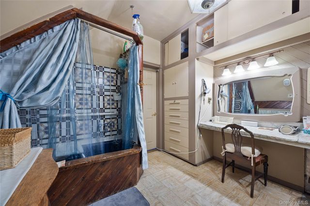 5 Forkland Lane, Dobbs Ferry, NY 10522