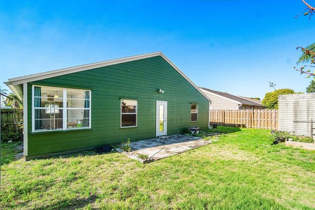 7883 Blackwood Lane, Lake Worth, FL 33467