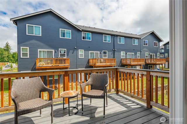 2966 Sweet Gum Loop, Blaine, WA 98230