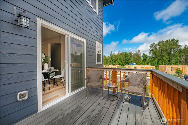 2966 Sweet Gum Loop, Blaine, WA 98230