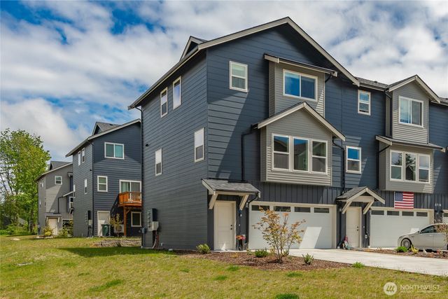 2966 Sweet Gum Loop, Blaine, WA 98230