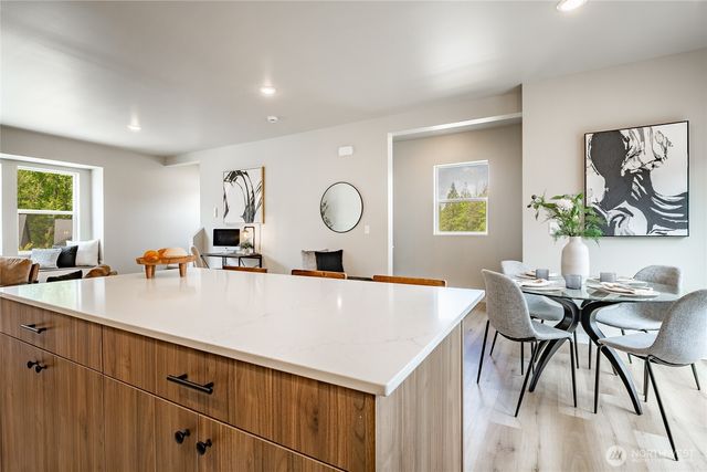 2966 Sweet Gum Loop, Blaine, WA 98230