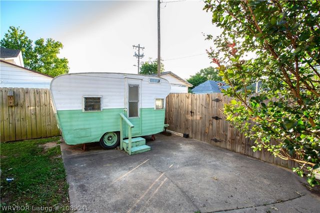 515 N 20th Street, Fort Smith, AR 72901