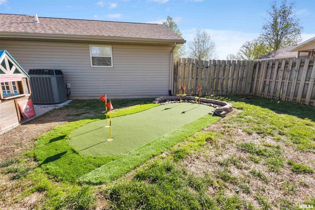 3029 TEAKWOOD Drive, Herrin, IL 62948