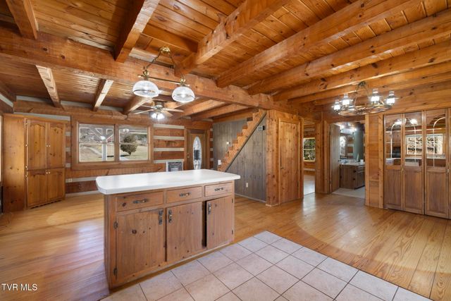 266 Byington Road, Rogersville, TN 37857